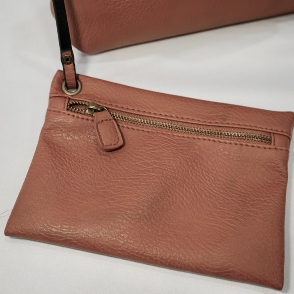 G.H Bass & CO Reversible Cross Body/ Shoulder Purse with Matching Wallet - Picture 4 of 7